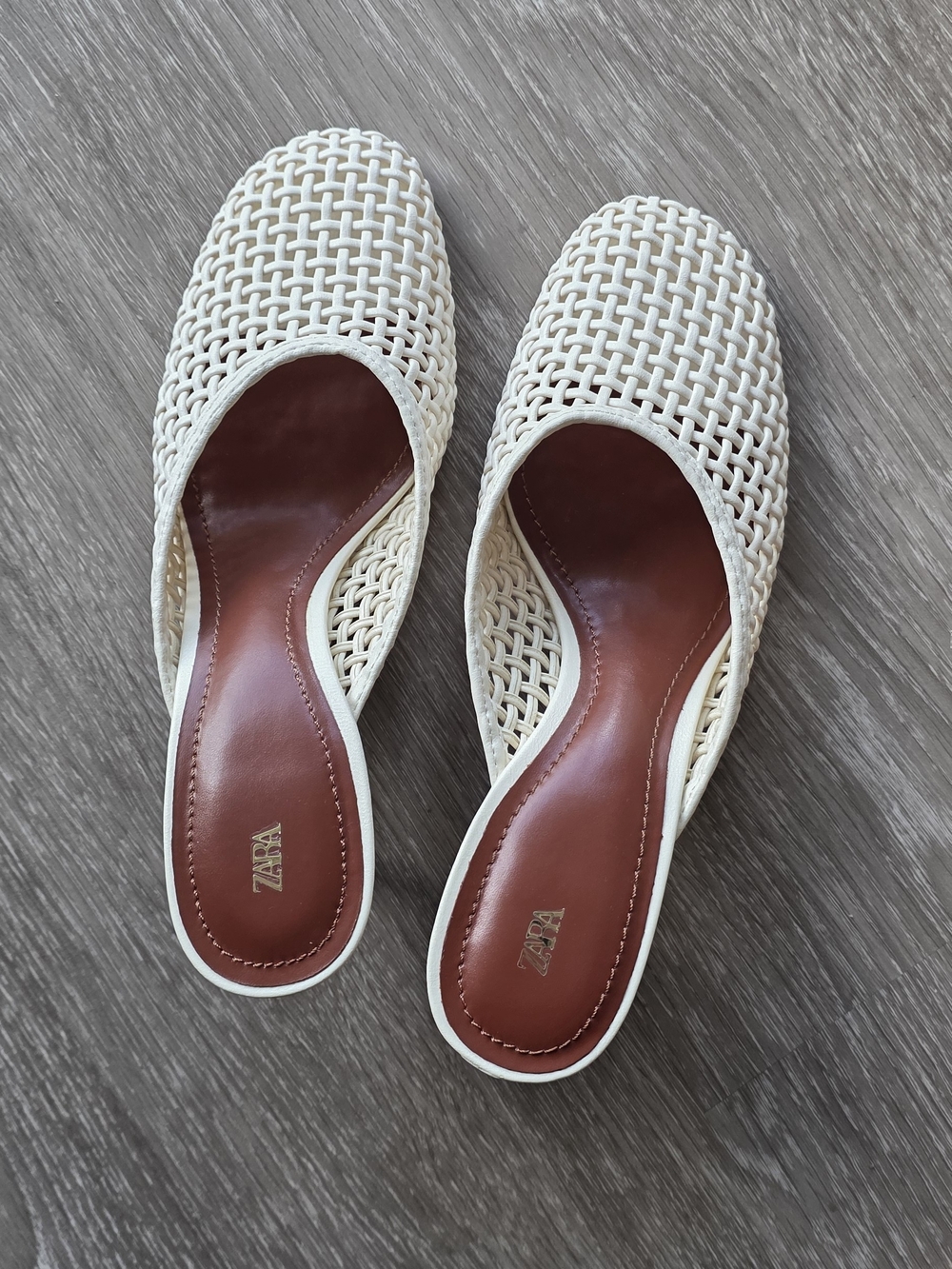 ZARA Cream Woven Kitten Heels